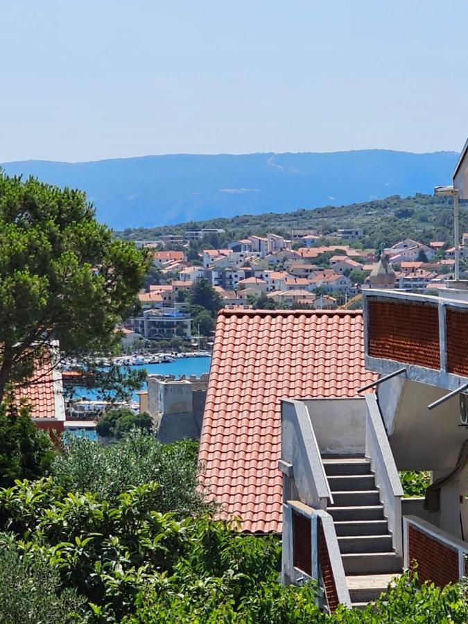 קרק Apartments Bahar Krk מראה חיצוני תמונה