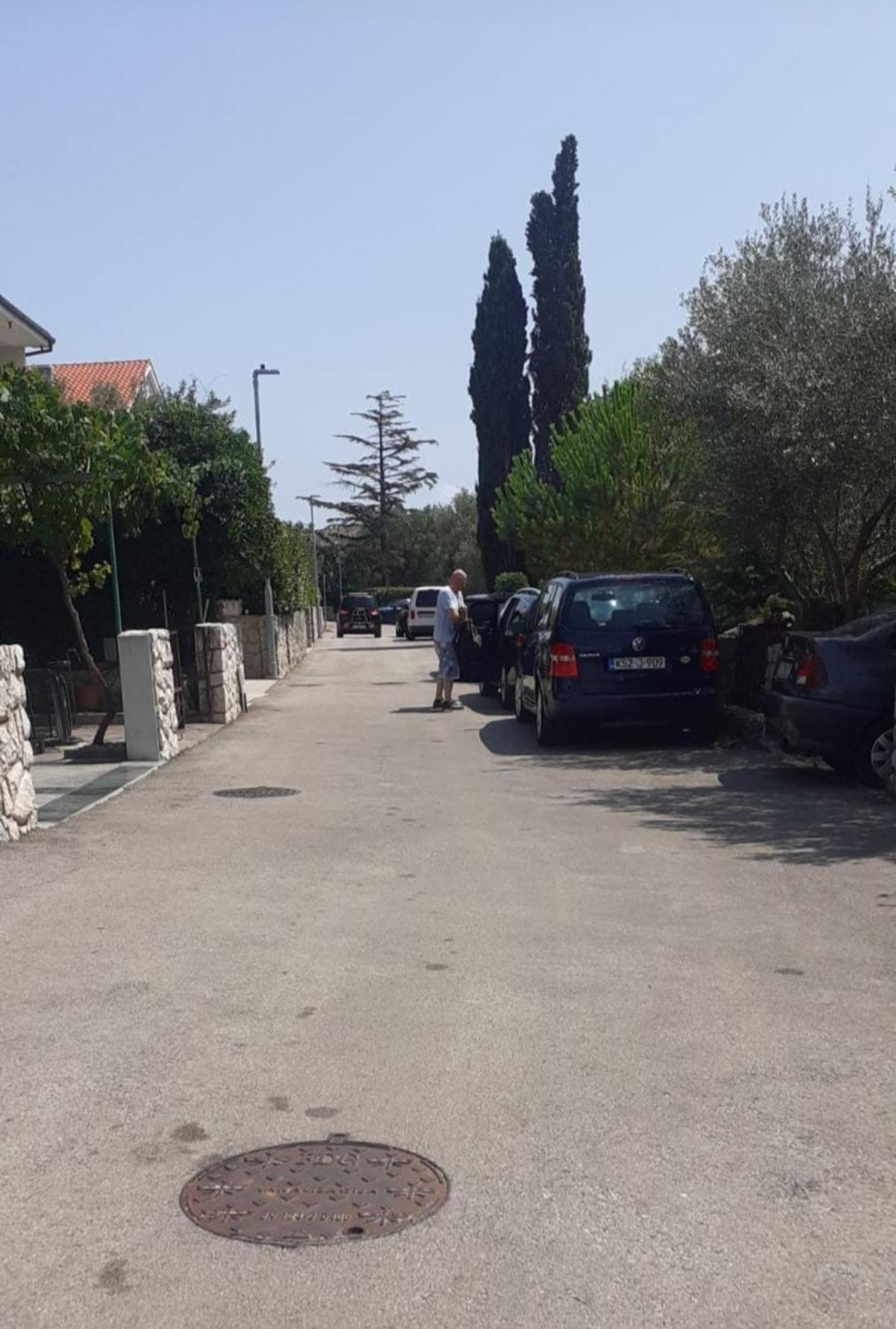 קרק Apartments Bahar Krk מראה חיצוני תמונה