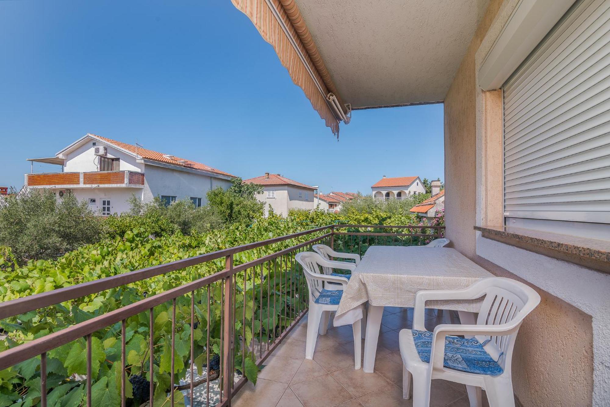 קרק Apartments Bahar Krk מראה חיצוני תמונה