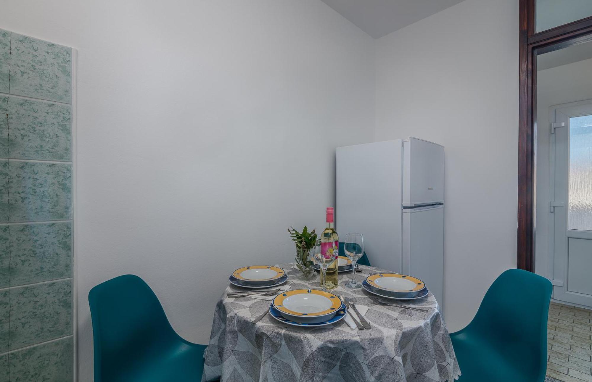 קרק Apartments Bahar Krk מראה חיצוני תמונה