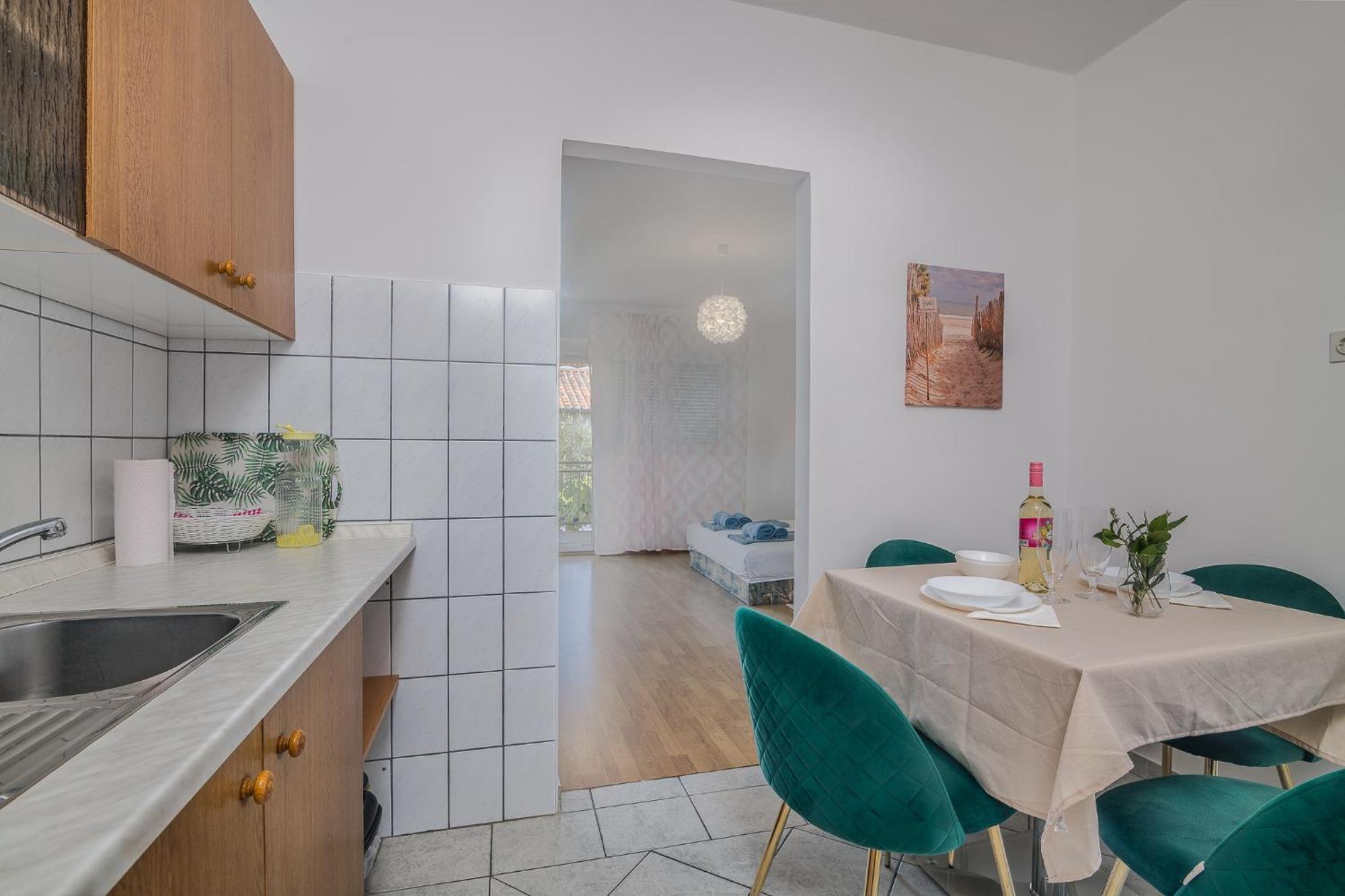 קרק Apartments Bahar Krk מראה חיצוני תמונה